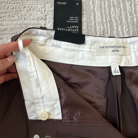 Aritzia Effortless Pants - Crepette - Picture 9 of 13